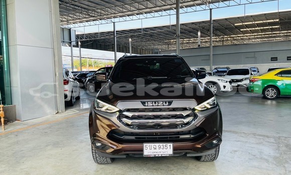 ซื้อ รถมือสอง Isuzu MU-X สีน้ำตาล รถยนต์ ใน %{เมือง} ใน นนทบุรี ซื้อ รถมือสอง Isuzu MU-X สีน้ำตาล รถยนต์ ใน %{เมือง} ใน นนทบุรี