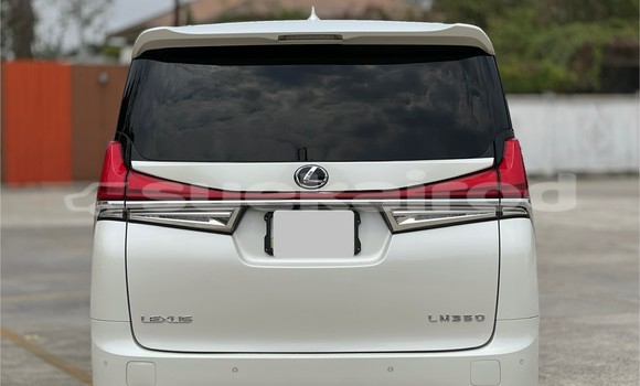 Buy Used Toyota Alphard White Car in Nonthaburi in Nonthaburi Buy Used Toyota Alphard White Car in Nonthaburi in Nonthaburi