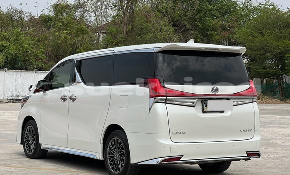 Buy Used Toyota Alphard White Car in Nonthaburi in Nonthaburi Buy Used Toyota Alphard White Car in Nonthaburi in Nonthaburi