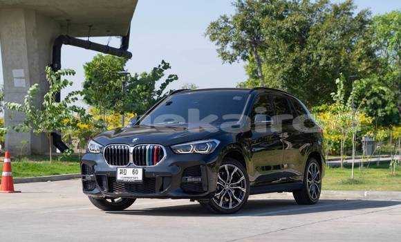 ซื้อ รถมือสอง BMW X1 สีดำ รถยนต์ ใน %{เมือง} ใน นนทบุรี