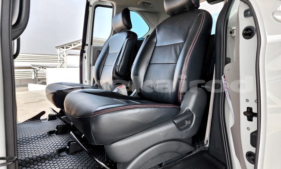 Buy Used Honda Freed White Car in Nonthaburi in Nonthaburi Buy Used Honda Freed White Car in Nonthaburi in Nonthaburi