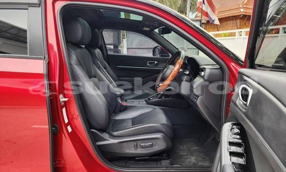 Buy Used Honda HR-V Red Car in Nonthaburi in Nonthaburi Buy Used Honda HR-V Red Car in Nonthaburi in Nonthaburi