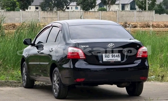 Buy Used Toyota Vios Black Car in Chai Nat in Chai Nat