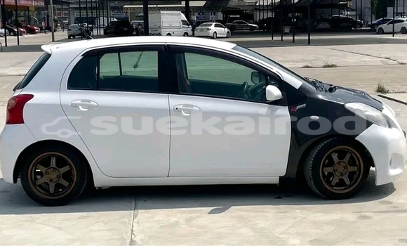 ซื้อ รถมือสอง Toyota Yaris ขาว รถยนต์ ใน %{เมือง} ใน ชัยภูมิ