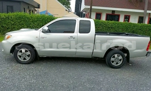 Buy Used Toyota Vigo Silver Car in Chachoengsao in Chachoengsao Buy Used Toyota Vigo Silver Car in Chachoengsao in Chachoengsao