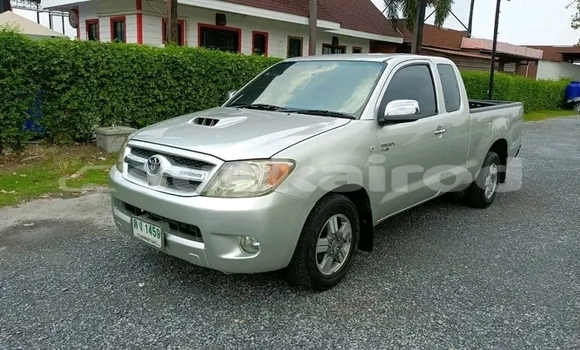 Buy Used Toyota Vigo Silver Car in Chachoengsao in Chachoengsao Buy Used Toyota Vigo Silver Car in Chachoengsao in Chachoengsao