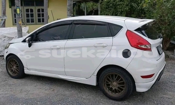 ซื้อ รถมือสอง Ford Fiesta ขาว รถยนต์ ใน %{เมือง} ใน กาฬสินธุ์ ซื้อ รถมือสอง Ford Fiesta ขาว รถยนต์ ใน %{เมือง} ใน กาฬสินธุ์