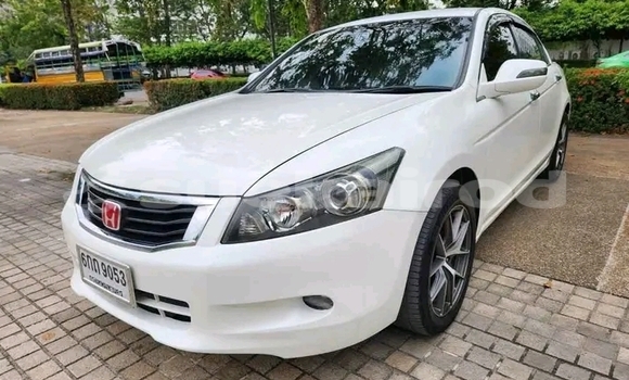 Buy Used Honda Accord White Car in Chachoengsao in Chachoengsao Buy Used Honda Accord White Car in Chachoengsao in Chachoengsao