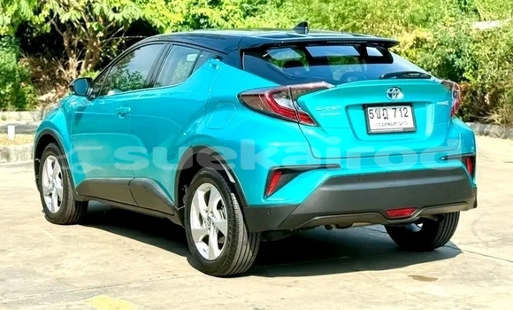 Buy Used Toyota C-HR Blue Car in Chai Nat in Chai Nat Buy Used Toyota C-HR Blue Car in Chai Nat in Chai Nat