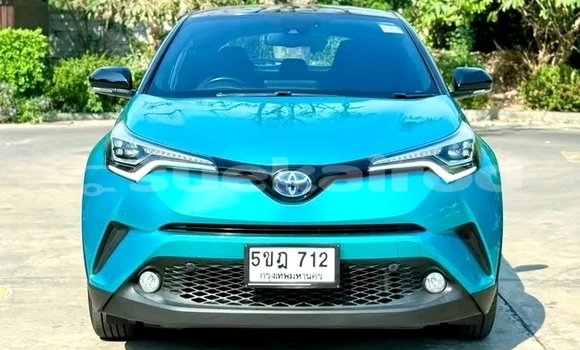 Buy Used Toyota C-HR Blue Car in Chai Nat in Chai Nat Buy Used Toyota C-HR Blue Car in Chai Nat in Chai Nat