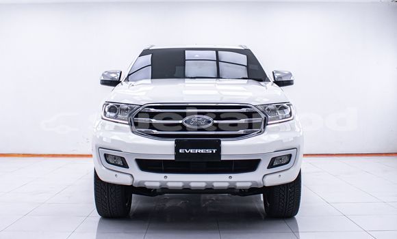 Buy Used Ford Everest White Car in Bangkok in Bangkok Buy Used Ford Everest White Car in Bangkok in Bangkok
