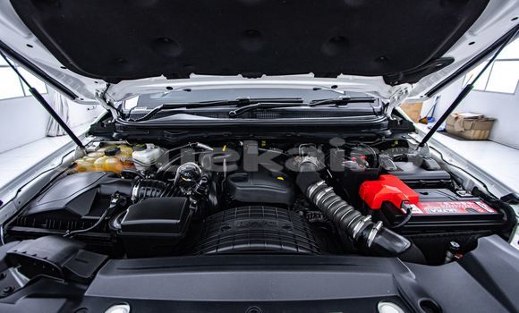 Buy Used Ford Everest White Car in Bangkok in Bangkok Buy Used Ford Everest White Car in Bangkok in Bangkok