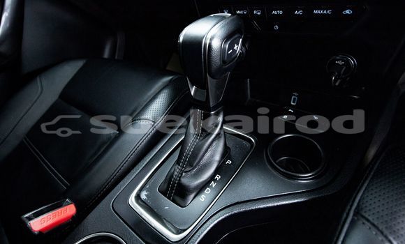 Buy Used Ford Everest White Car in Bangkok in Bangkok Buy Used Ford Everest White Car in Bangkok in Bangkok