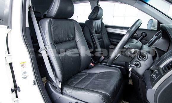 Buy Used Honda CR-V White Car in Bangkok in Bangkok Buy Used Honda CR-V White Car in Bangkok in Bangkok