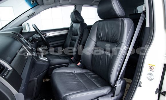 Buy Used Honda CR-V White Car in Bangkok in Bangkok Buy Used Honda CR-V White Car in Bangkok in Bangkok