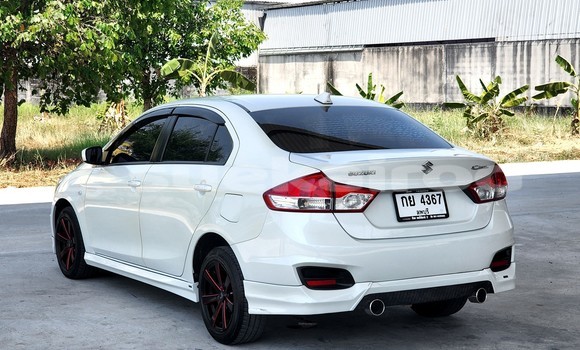 ซื้อ รถมือสอง Suzuki Ciaz ขาว รถยนต์ ใน %{เมือง} ใน นนทบุรี ซื้อ รถมือสอง Suzuki Ciaz ขาว รถยนต์ ใน %{เมือง} ใน นนทบุรี
