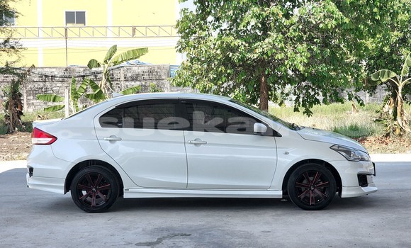 ซื้อ รถมือสอง Suzuki Ciaz ขาว รถยนต์ ใน %{เมือง} ใน นนทบุรี ซื้อ รถมือสอง Suzuki Ciaz ขาว รถยนต์ ใน %{เมือง} ใน นนทบุรี