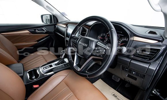 Buy Used Isuzu MU-X Black Car in Bangkok in Bangkok Buy Used Isuzu MU-X Black Car in Bangkok in Bangkok