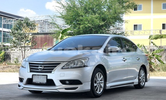 ซื้อ รถมือสอง Nissan SYLPHY อื่น ๆ รถยนต์ ใน %{เมือง} ใน นนทบุรี