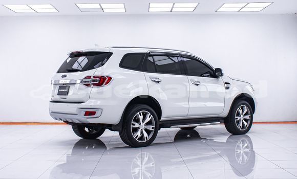 Buy Used Ford Everest White Car in Bangkok in Bangkok Buy Used Ford Everest White Car in Bangkok in Bangkok
