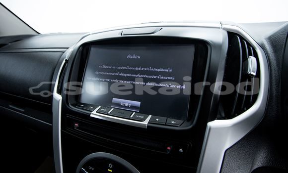 Buy Used Isuzu MU-X White Car in Bangkok in Bangkok Buy Used Isuzu MU-X White Car in Bangkok in Bangkok