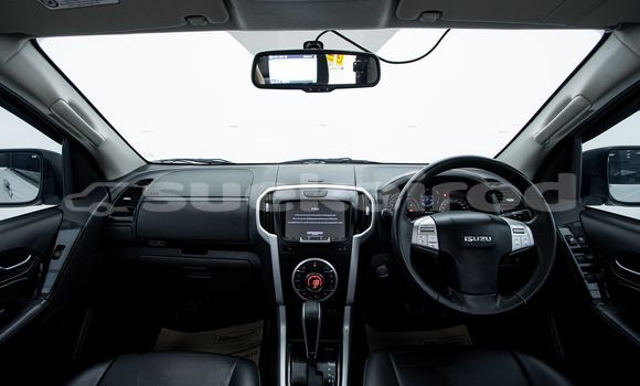 Buy Used Isuzu MU-X White Car in Bangkok in Bangkok Buy Used Isuzu MU-X White Car in Bangkok in Bangkok