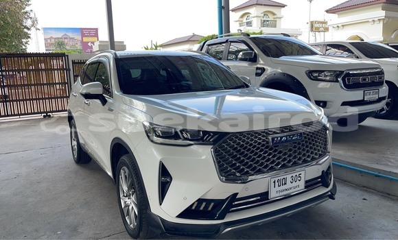 Buy Used Haval H6 White Car in Nonthaburi in Nonthaburi