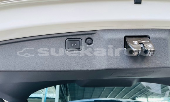 Buy Used Haval H6 White Car in Nonthaburi in Nonthaburi Buy Used Haval H6 White Car in Nonthaburi in Nonthaburi