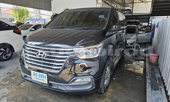 ซื้อ รถมือสอง Hyundai H1 สีดำ รถยนต์ ใน %{เมือง} ใน นนทบุรี ซื้อ รถมือสอง Hyundai H1 สีดำ รถยนต์ ใน %{เมือง} ใน นนทบุรี