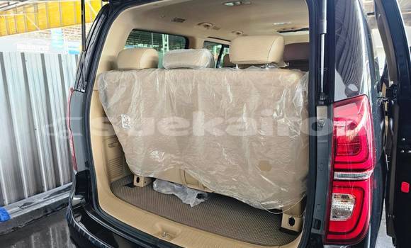 ซื้อ รถมือสอง Hyundai H1 สีดำ รถยนต์ ใน %{เมือง} ใน นนทบุรี ซื้อ รถมือสอง Hyundai H1 สีดำ รถยนต์ ใน %{เมือง} ใน นนทบุรี