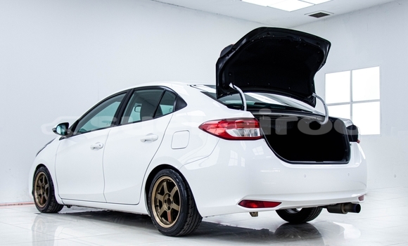 ซื้อ รถมือสอง Toyota Yaris Ativ ขาว รถยนต์ ใน %{เมือง} ใน นนทบุรี ซื้อ รถมือสอง Toyota Yaris Ativ ขาว รถยนต์ ใน %{เมือง} ใน นนทบุรี