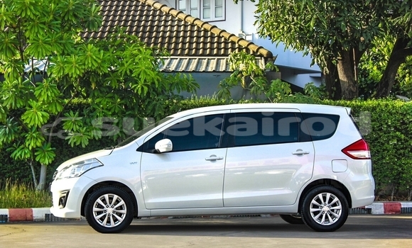 Buy Used Toyota Avanza White Car in Nonthaburi in Nonthaburi Buy Used Toyota Avanza White Car in Nonthaburi in Nonthaburi