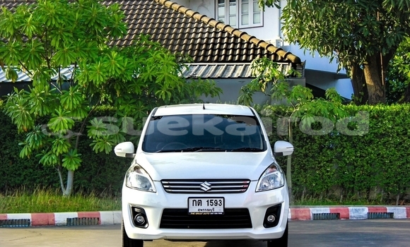 Buy Used Toyota Avanza White Car in Nonthaburi in Nonthaburi Buy Used Toyota Avanza White Car in Nonthaburi in Nonthaburi
