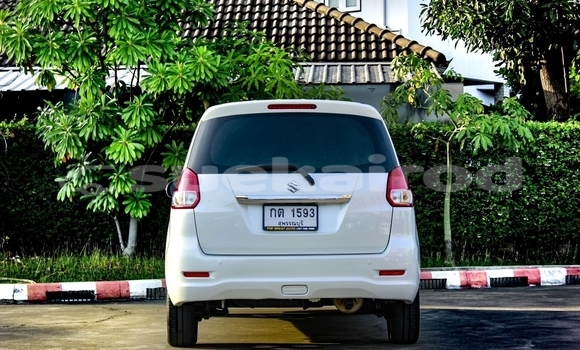 Buy Used Toyota Avanza White Car in Nonthaburi in Nonthaburi Buy Used Toyota Avanza White Car in Nonthaburi in Nonthaburi