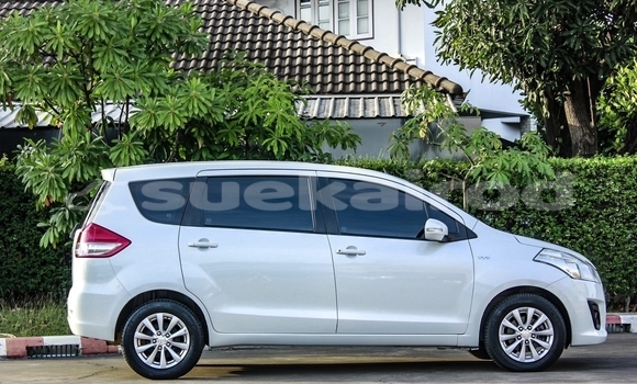 Buy Used Toyota Avanza White Car in Nonthaburi in Nonthaburi Buy Used Toyota Avanza White Car in Nonthaburi in Nonthaburi