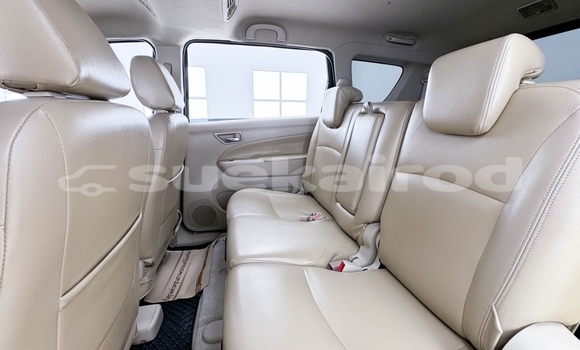 ซื้อ รถมือสอง Suzuki Ertiga สีน้ำตาล รถยนต์ ใน %{เมือง} ใน นนทบุรี ซื้อ รถมือสอง Suzuki Ertiga สีน้ำตาล รถยนต์ ใน %{เมือง} ใน นนทบุรี