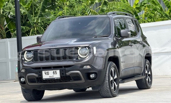 ซื้อ รถมือสอง Jeep Renegade อื่น ๆ รถยนต์ ใน %{เมือง} ใน นนทบุรี