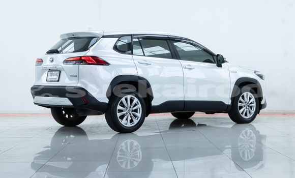 ซื้อ รถมือสอง Toyota Corolla Cross ขาว รถยนต์ ใน %{เมือง} ใน นนทบุรี ซื้อ รถมือสอง Toyota Corolla Cross ขาว รถยนต์ ใน %{เมือง} ใน นนทบุรี