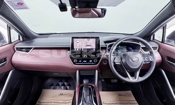 Buy Used Toyota Corolla Cross White Car in Nonthaburi in Nonthaburi Buy Used Toyota Corolla Cross White Car in Nonthaburi in Nonthaburi