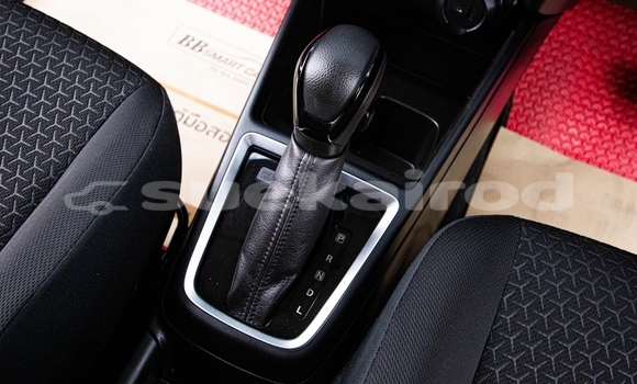 ซื้อ รถมือสอง Suzuki Swift สีแดง รถยนต์ ใน %{เมือง} ใน นนทบุรี ซื้อ รถมือสอง Suzuki Swift สีแดง รถยนต์ ใน %{เมือง} ใน นนทบุรี