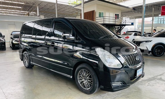 ซื้อ รถมือสอง Hyundai H1 สีดำ รถยนต์ ใน %{เมือง} ใน นนทบุรี ซื้อ รถมือสอง Hyundai H1 สีดำ รถยนต์ ใน %{เมือง} ใน นนทบุรี