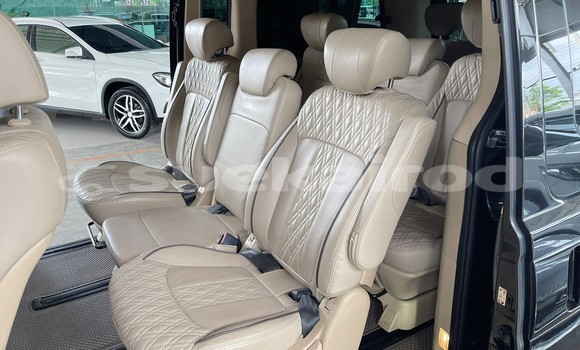 ซื้อ รถมือสอง Hyundai H1 สีดำ รถยนต์ ใน %{เมือง} ใน นนทบุรี ซื้อ รถมือสอง Hyundai H1 สีดำ รถยนต์ ใน %{เมือง} ใน นนทบุรี