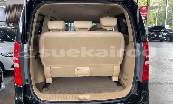 ซื้อ รถมือสอง Hyundai H1 สีดำ รถยนต์ ใน %{เมือง} ใน นนทบุรี ซื้อ รถมือสอง Hyundai H1 สีดำ รถยนต์ ใน %{เมือง} ใน นนทบุรี