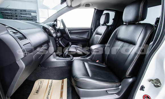 ซื้อ รถมือสอง Isuzu D-Max ขาว รถยนต์ ใน %{เมือง} ใน กรุงเทพมหานคร ซื้อ รถมือสอง Isuzu D-Max ขาว รถยนต์ ใน %{เมือง} ใน กรุงเทพมหานคร