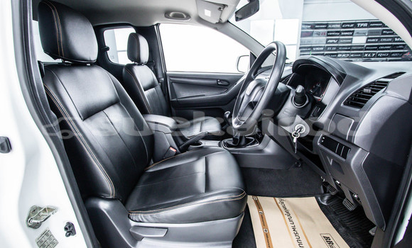 ซื้อ รถมือสอง Isuzu D-Max ขาว รถยนต์ ใน %{เมือง} ใน กรุงเทพมหานคร ซื้อ รถมือสอง Isuzu D-Max ขาว รถยนต์ ใน %{เมือง} ใน กรุงเทพมหานคร