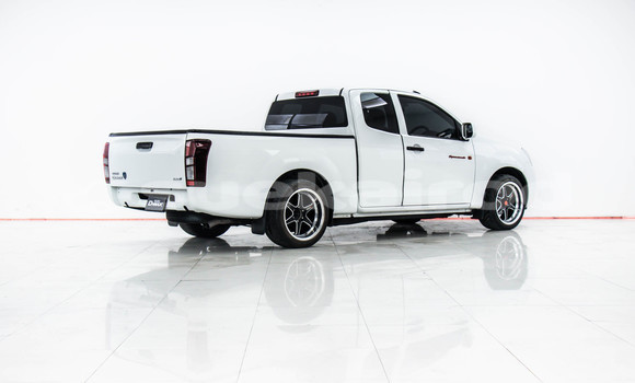 ซื้อ รถมือสอง Isuzu D-Max ขาว รถยนต์ ใน %{เมือง} ใน กรุงเทพมหานคร ซื้อ รถมือสอง Isuzu D-Max ขาว รถยนต์ ใน %{เมือง} ใน กรุงเทพมหานคร