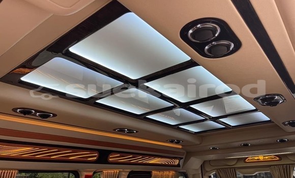 Buy Used Toyota Commuter White Car in Nonthaburi in Nonthaburi Buy Used Toyota Commuter White Car in Nonthaburi in Nonthaburi