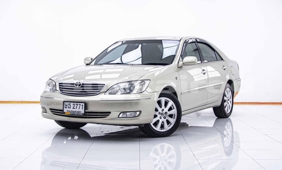 ซื้อ รถมือสอง Toyota Camry สีน้ำตาล รถยนต์ ใน %{เมือง} ใน นนทบุรี