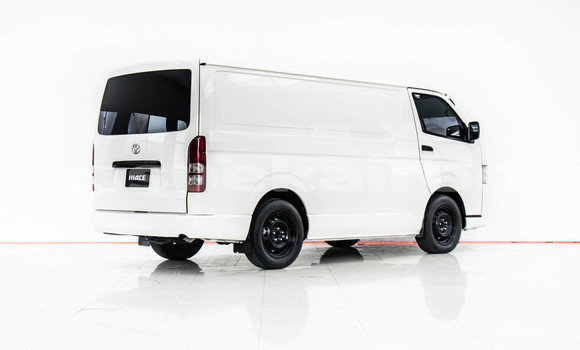 Buy Used Toyota Hiace White Car in Bangkok in Bangkok Buy Used Toyota Hiace White Car in Bangkok in Bangkok