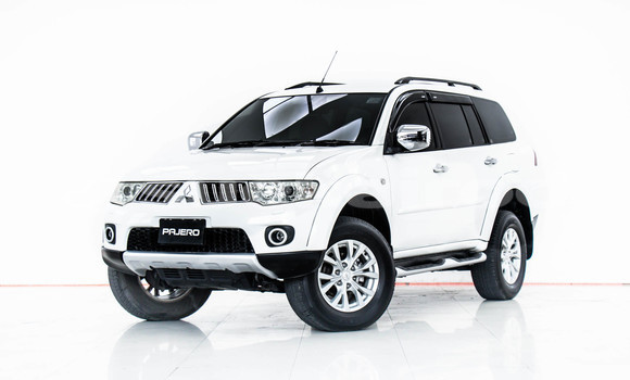 ซื้อ รถมือสอง Mitsubishi Pajero Sport ขาว รถยนต์ ใน %{เมือง} ใน กรุงเทพมหานคร ซื้อ รถมือสอง Mitsubishi Pajero Sport ขาว รถยนต์ ใน %{เมือง} ใน กรุงเทพมหานคร